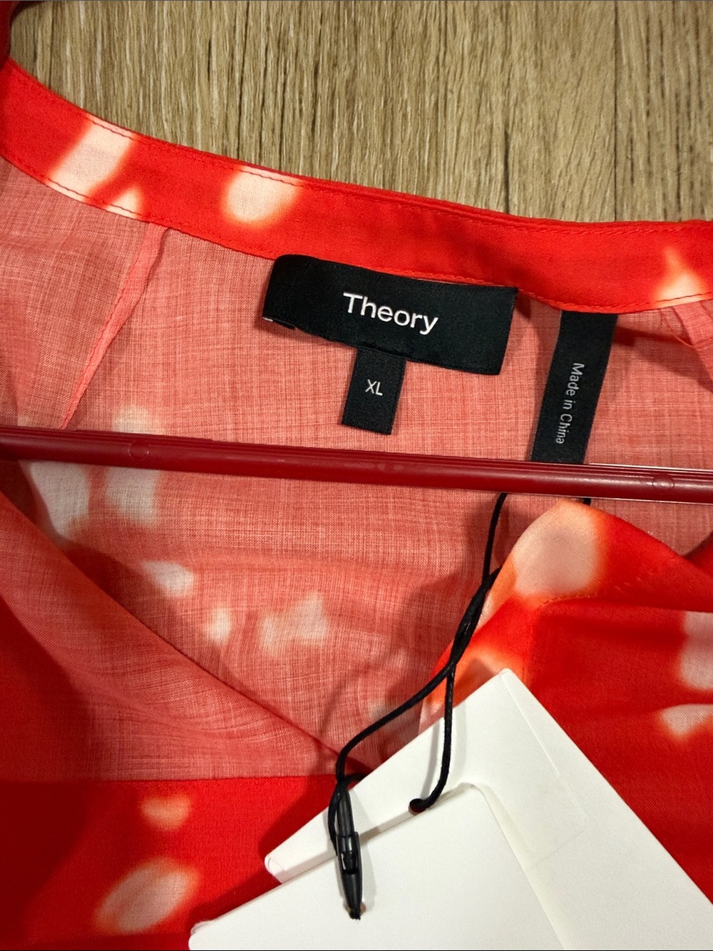 Theory Red Sleeveless Floral Button-Front Blouse XL - Picture 2 of 5